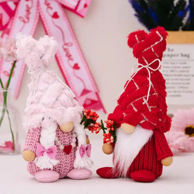 Gnome - Valentine #10 - Red & Pink