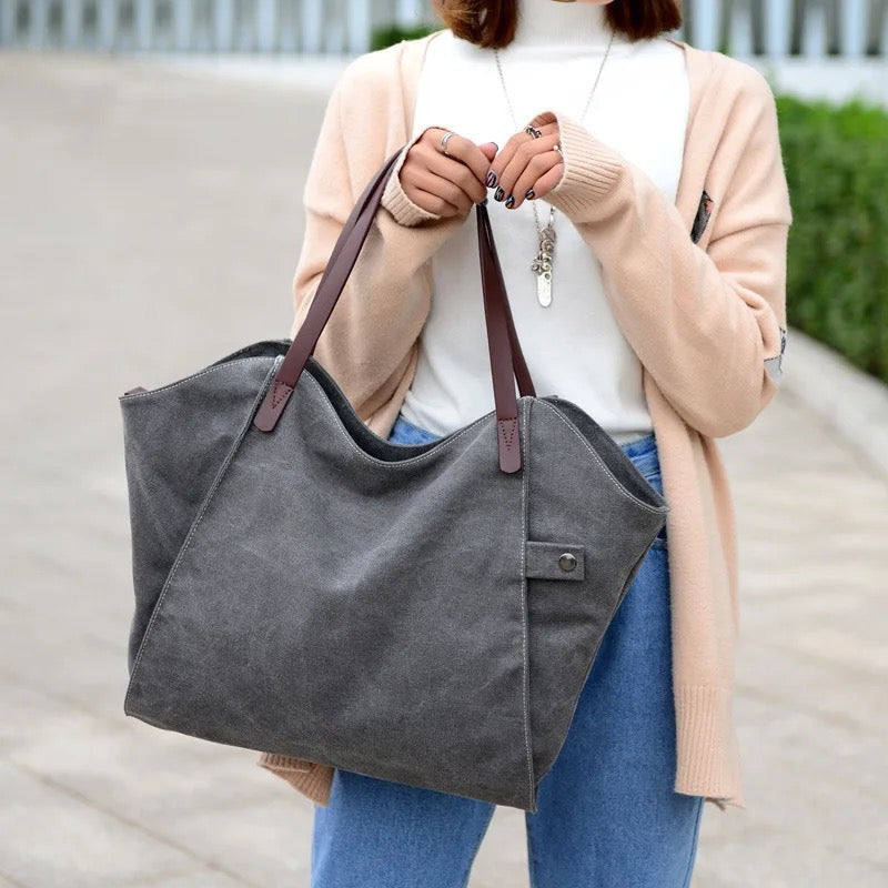 The Scout Tote - Gray