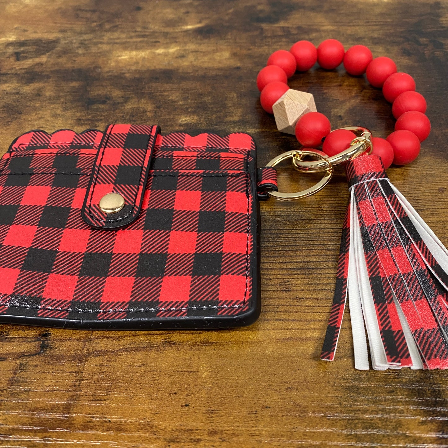 Silicone Bracelet Keychain with Scalloped Card Holder