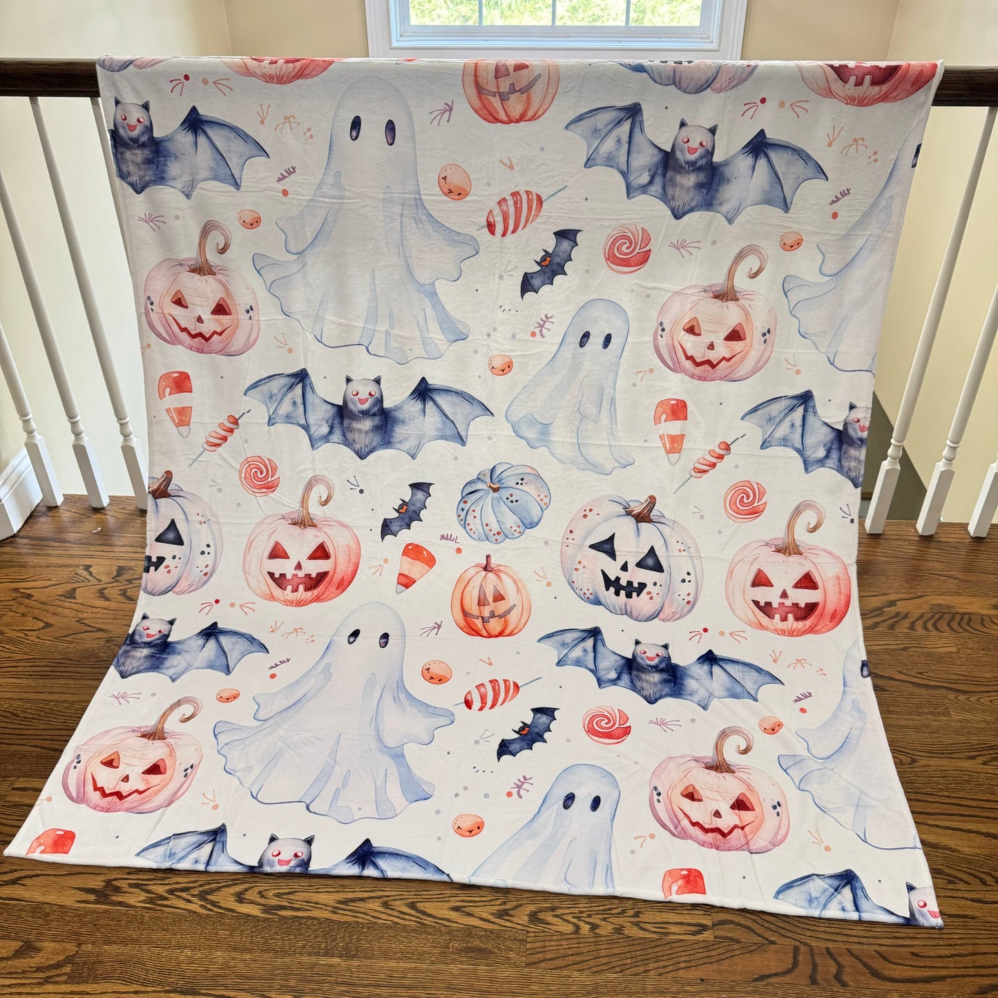 Blanket - Halloween - White Ghost