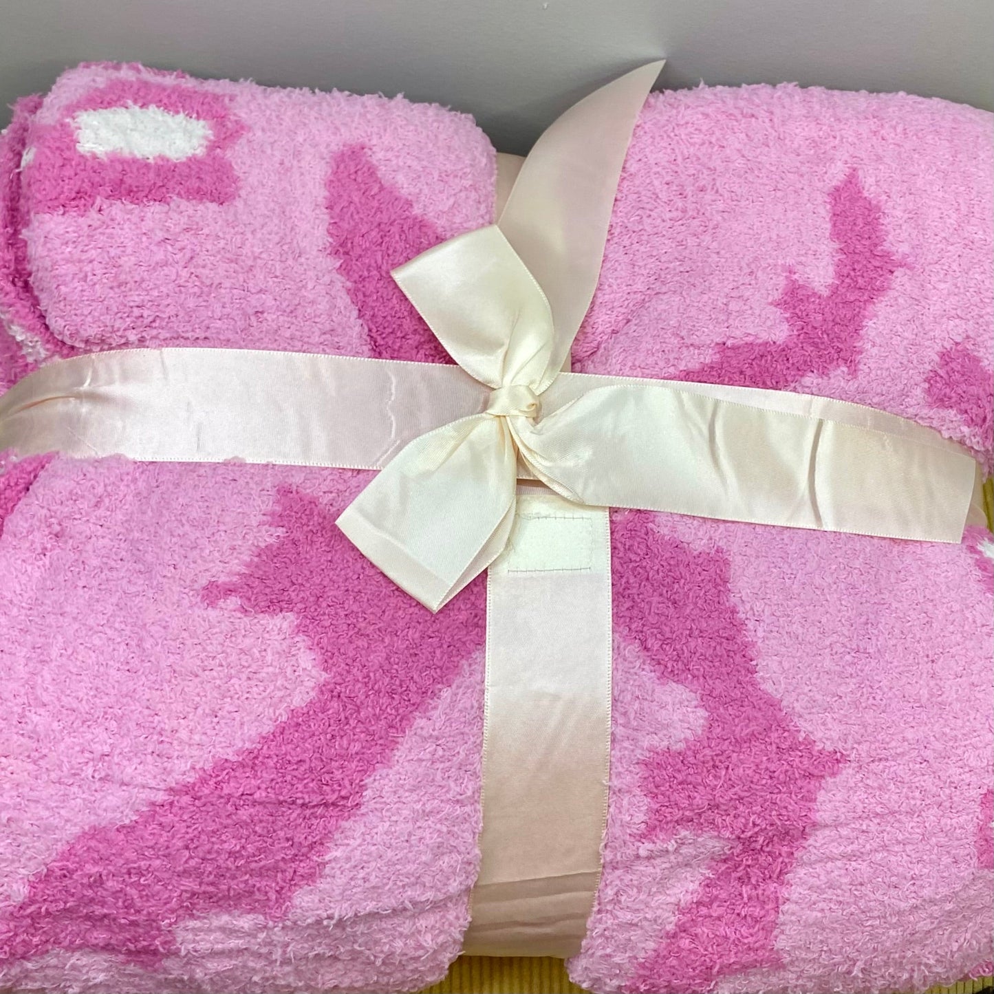 Blanket - Soft Dreams - Double Sided Ghost Pink Boo