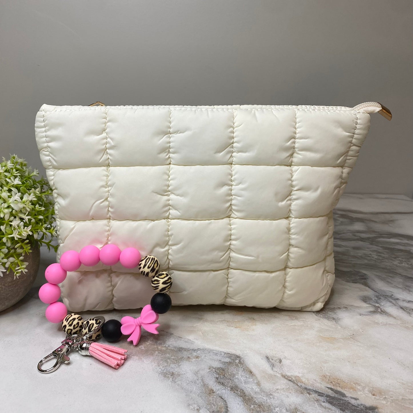 unique-id-7e14cd56-9599-46fb-b7b7-03755d00ab51