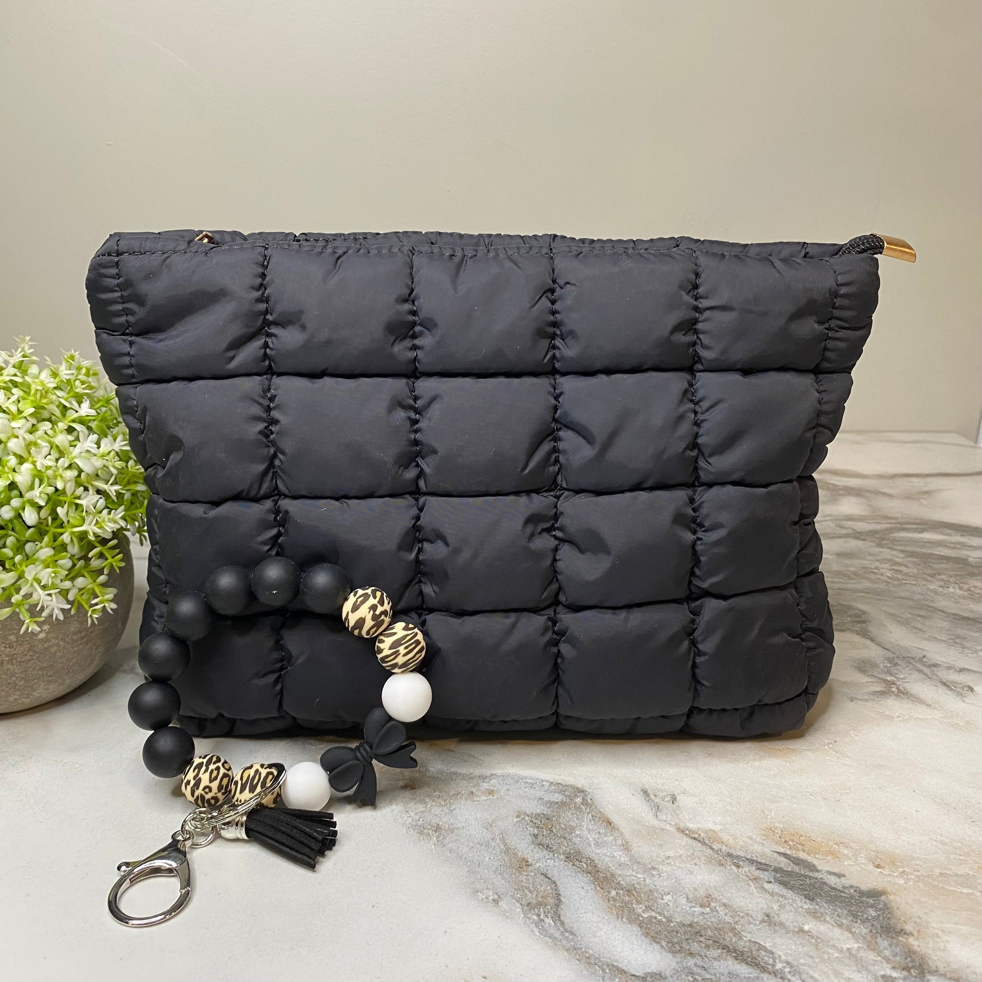 unique-id-afb892da-da43-4414-bf41-18a40b427861