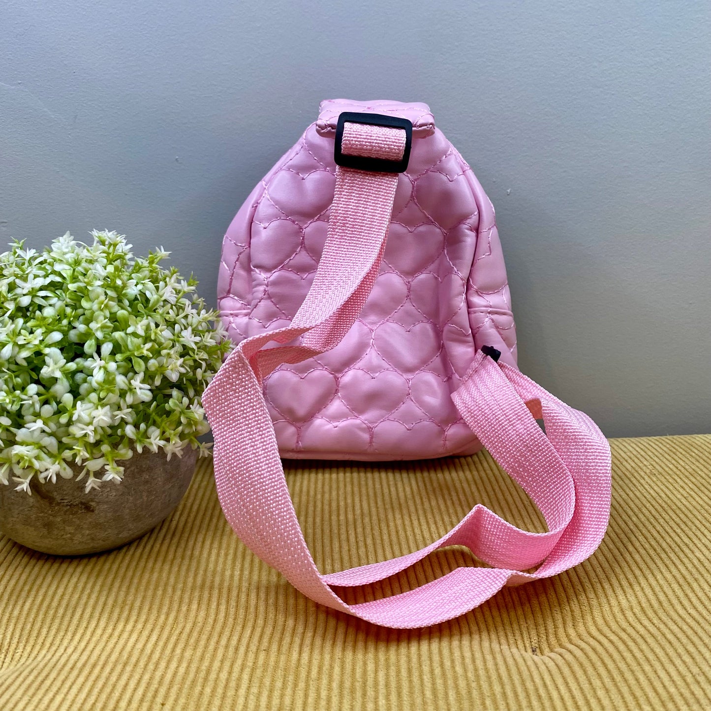 Heart Sling Puffer - Pink