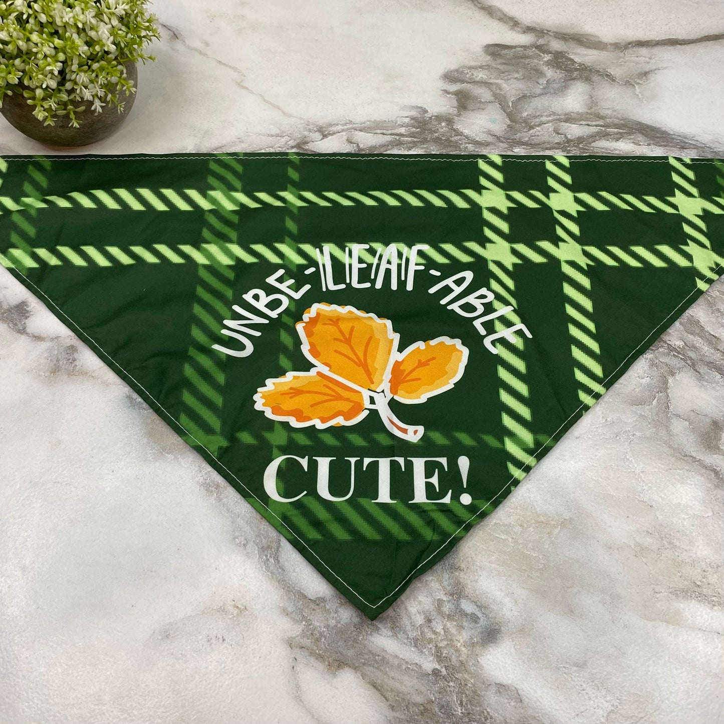 Dog Bandana - Sayings - Unbe-Leaf-Able Cute