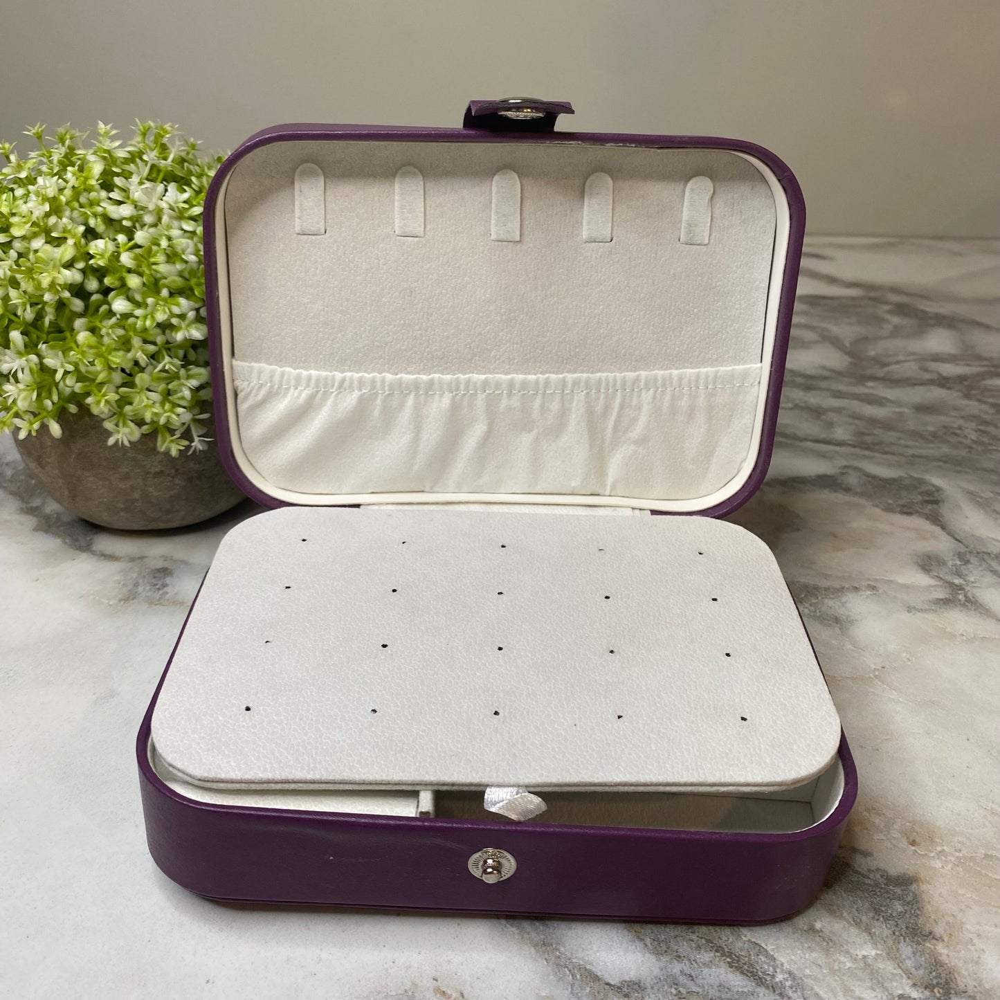 unique-id-d0b8665e-bb7d-428e-b60a-88449eea66e1