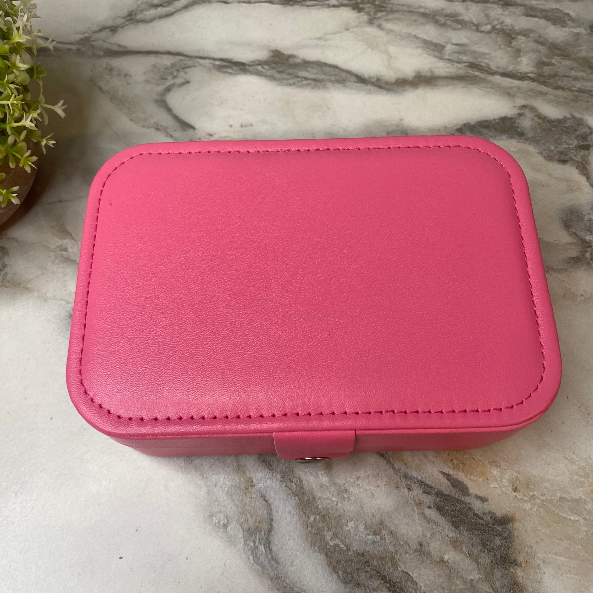 unique-id-57d5ebd1-cb2d-4f29-801a-efe9f1907461