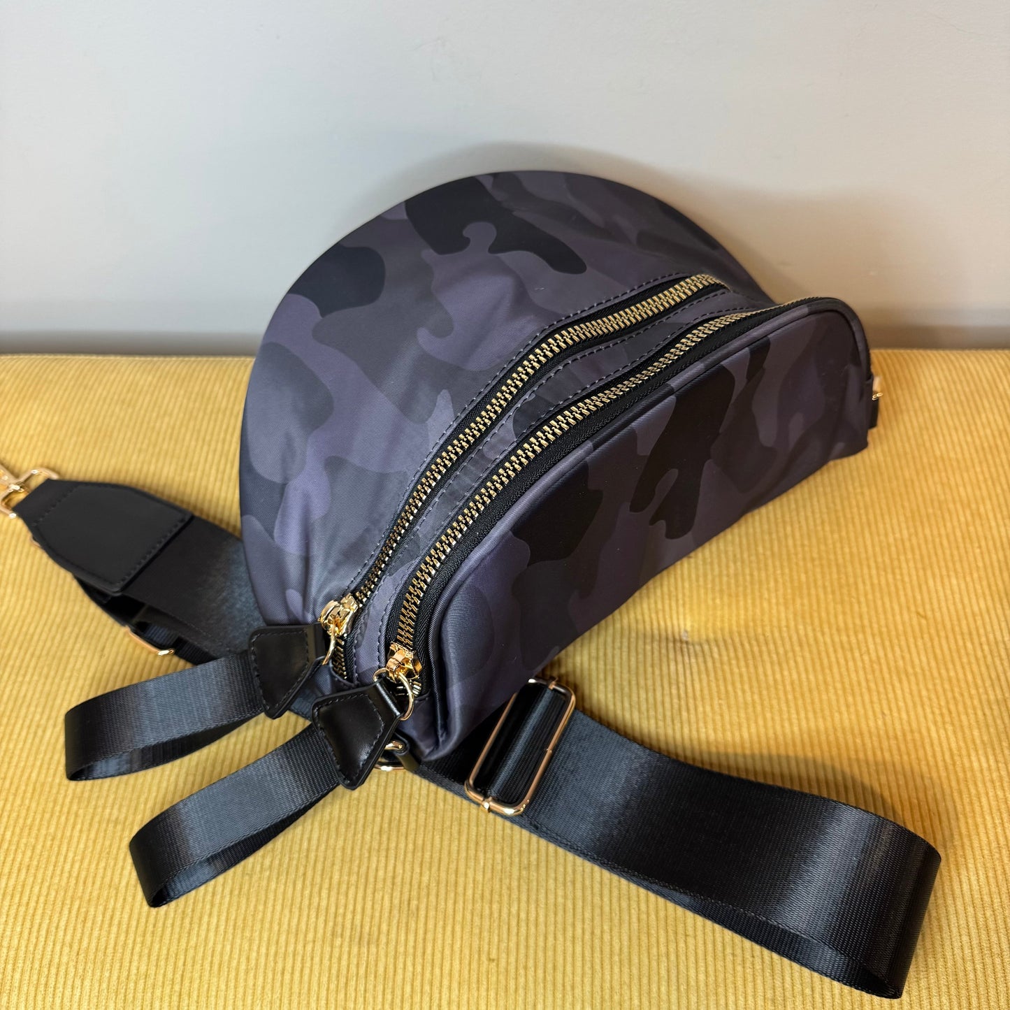 unique-id-389ef775-8785-482b-bd2f-5fcf1836ba04