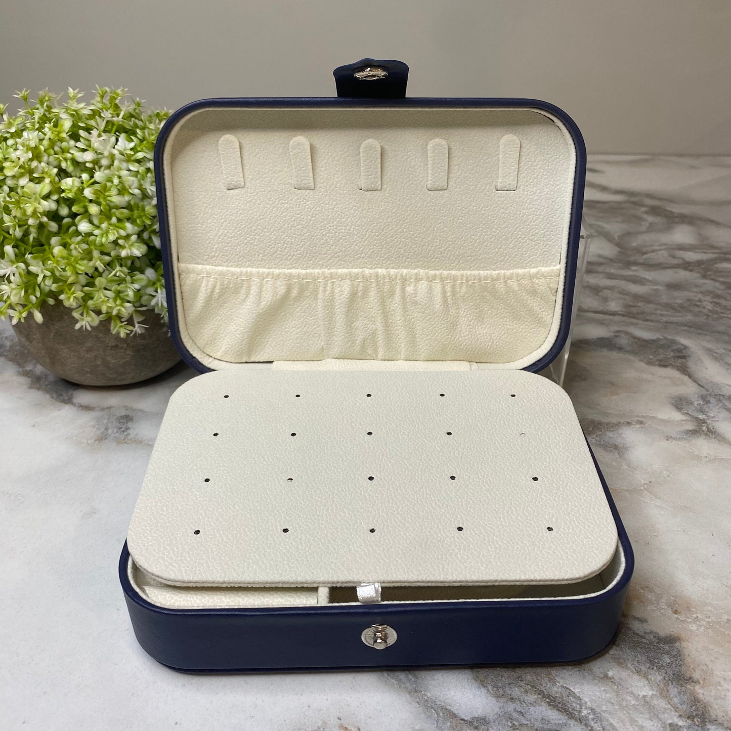 unique-id-f4a09996-dcea-42fc-b158-8dc8a1edca4f