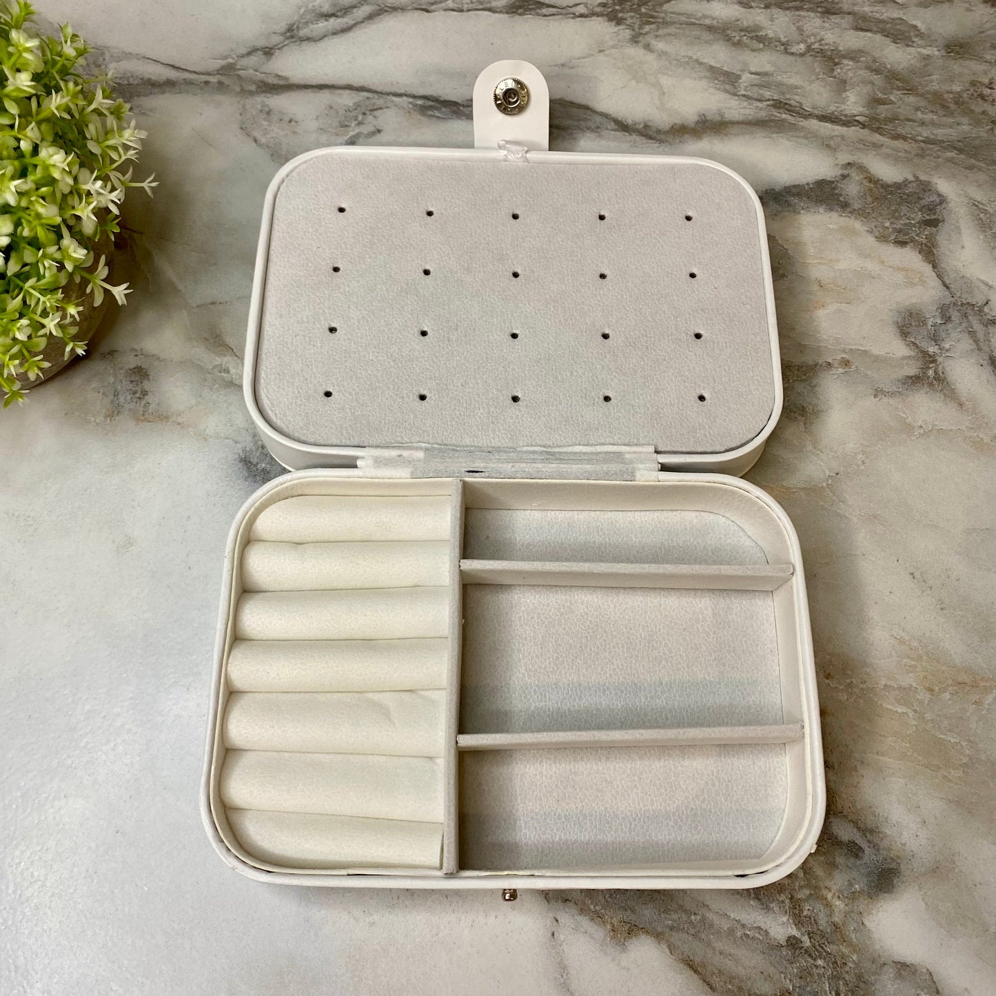 unique-id-8c72719d-1e05-4d6d-9700-59be02aa1e9f