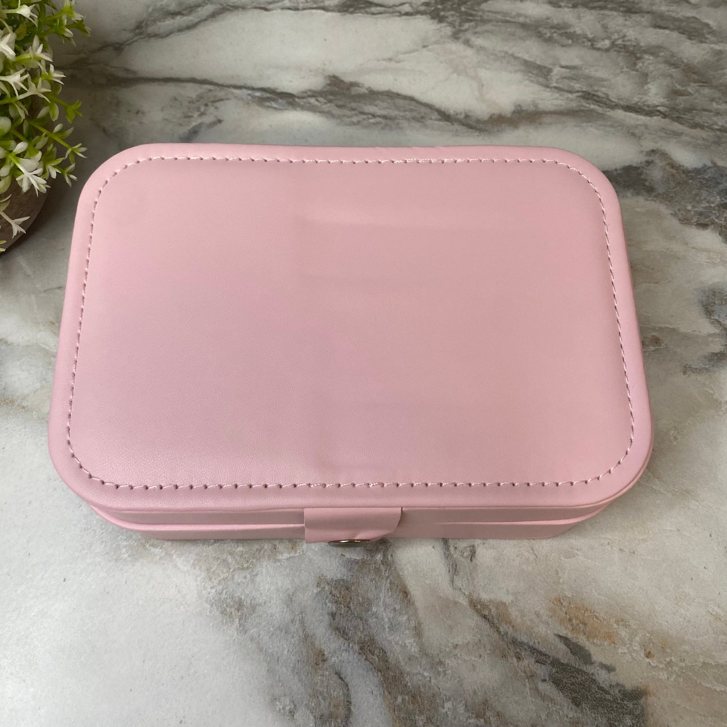 unique-id-546cb745-f4f8-4670-bc27-c69fe43fbe19