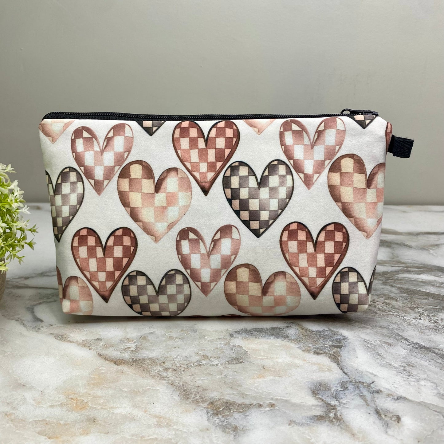 Checkered Hearts  - Water-Resistant Pouch Set