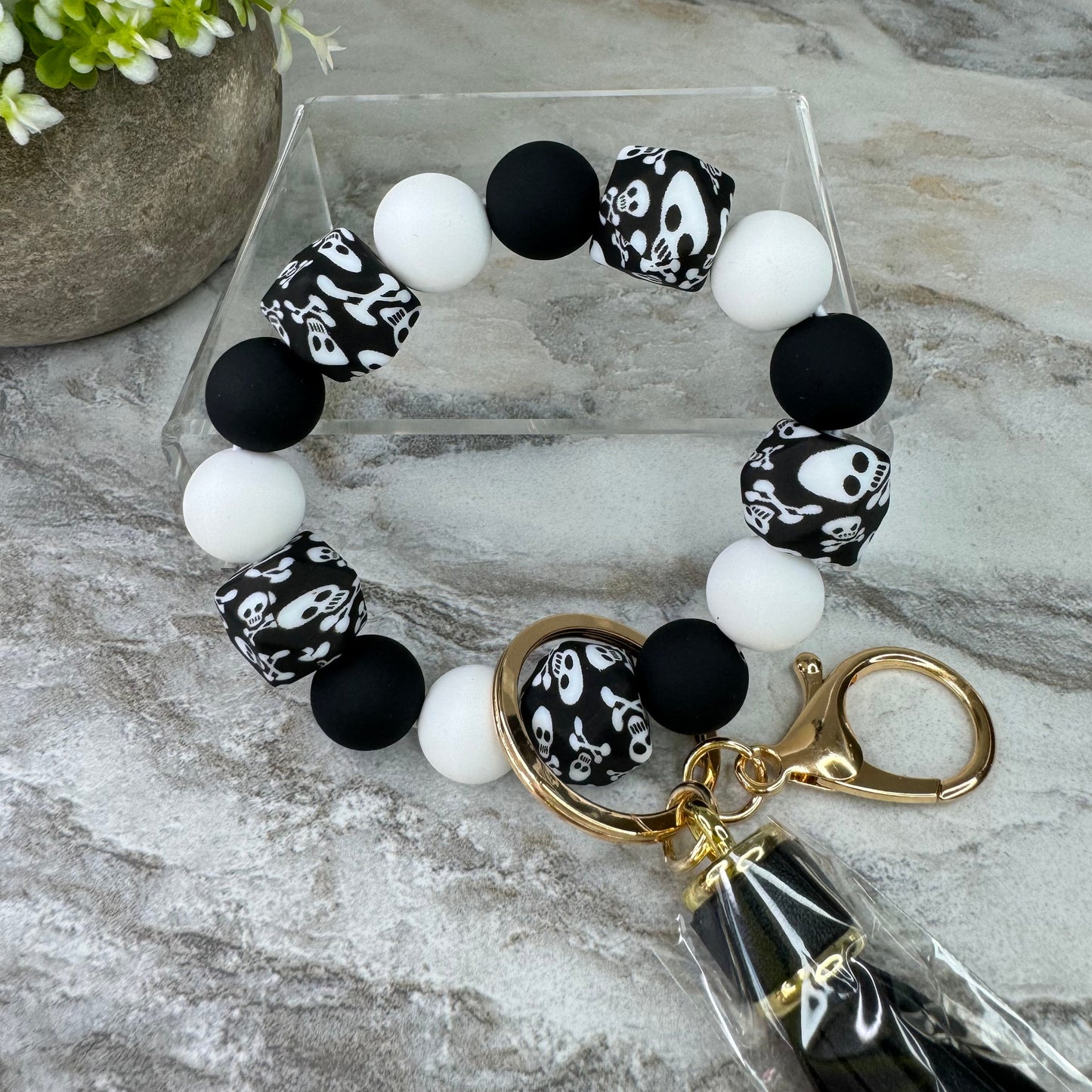 Silicone Bracelet Keychain - Skull Crossbones