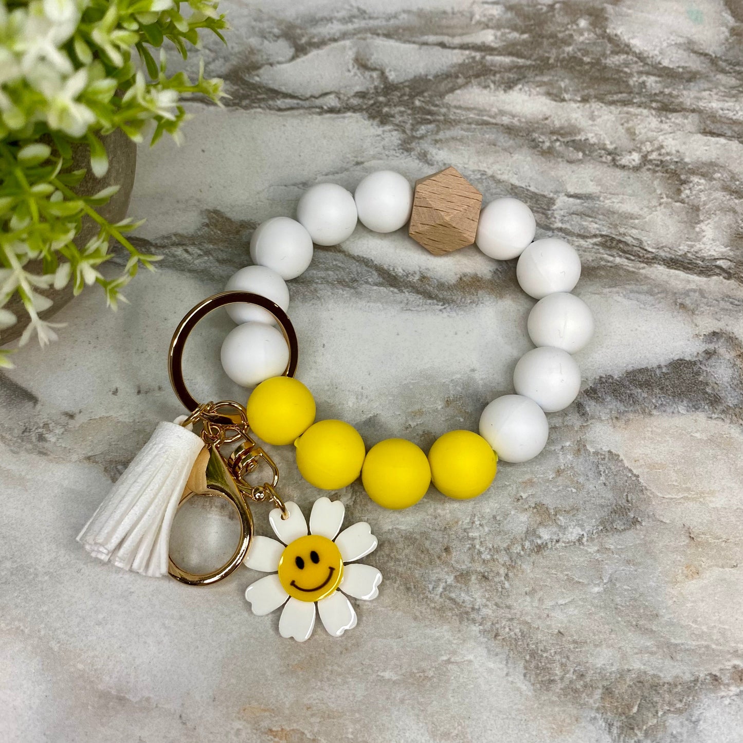 Silicone Bracelet Keychain - Daisy