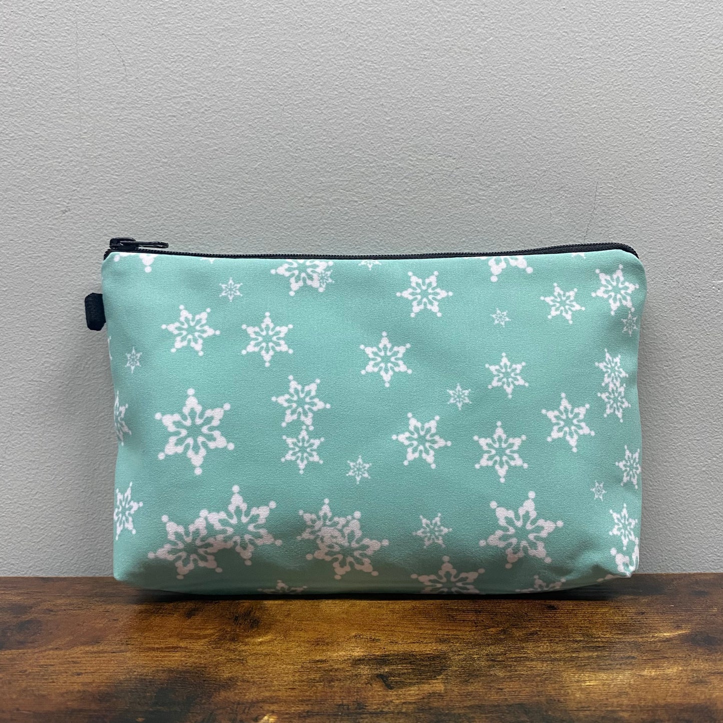 Snowflake Mint - Water-Resistant Multi-Use Pouch