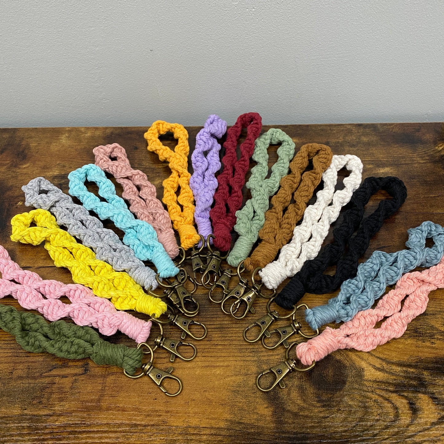 Keychain - Macrame Bracelet - Twisted Solid